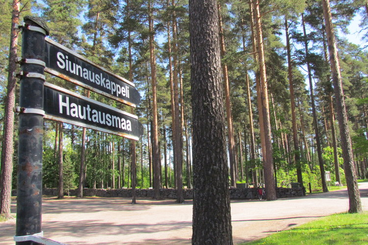 Hautausmaa_XL.jpg
